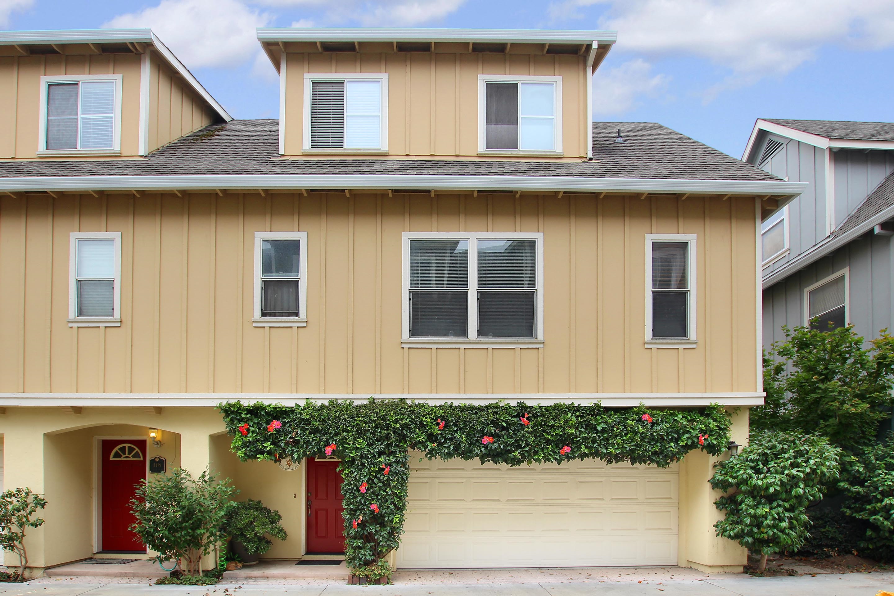 114 Library Lane, Santa Cruz CA, $711,000